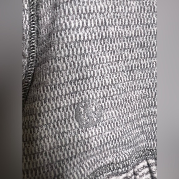 Lululemon “Think fast” hoodie in gray.  Size 8 - Picture 9 of 10